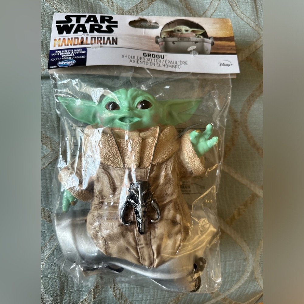 New The Mandalorian Grogu shoulder sitter costume accessory Halloween dress up